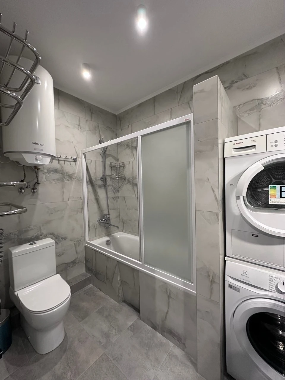 Аренда 2-комнатной квартиры 75.6 м², Александра Олеся ул., 1