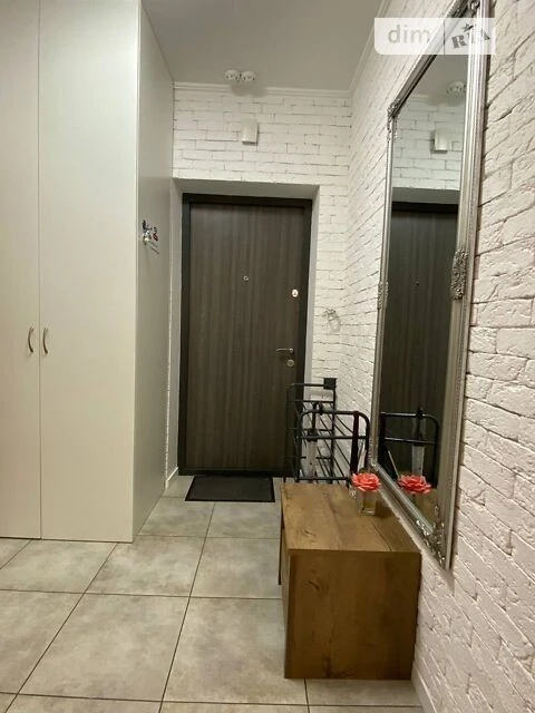 Довготривала оренда 1к квартири на вул. Золотоустівська 34 •