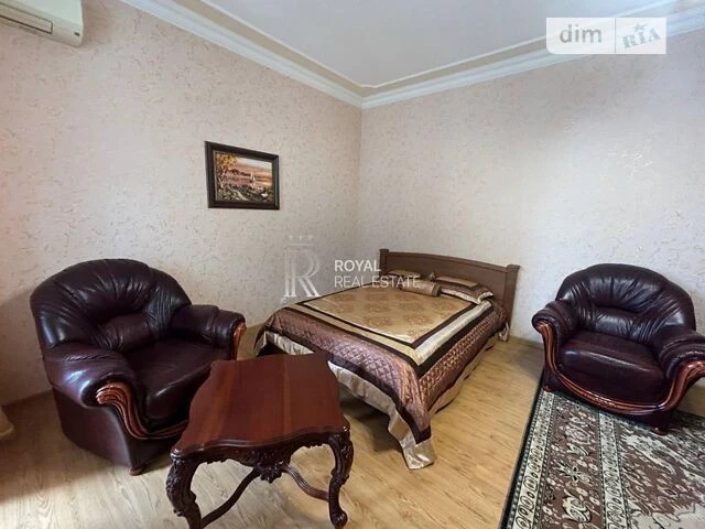Довготривала оренда 1к квартири на вул. Антоновича 72 • ID 3