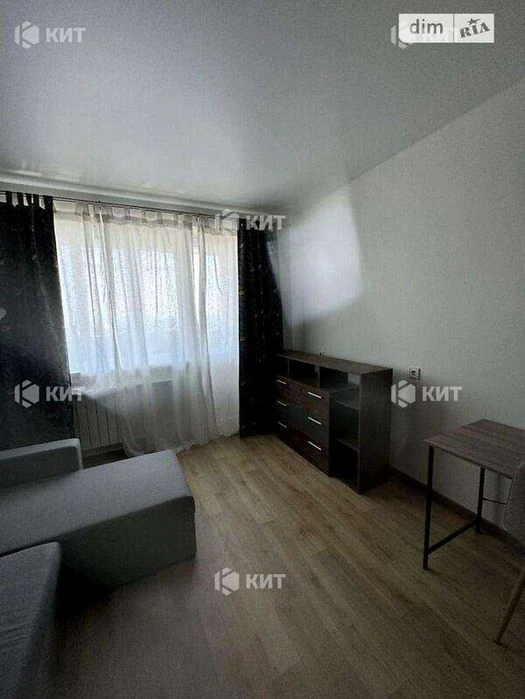3 rooms, 70 sq. m., Pavlovo Pole, Botanichesky Sad metro station, Derevyanko St., 17