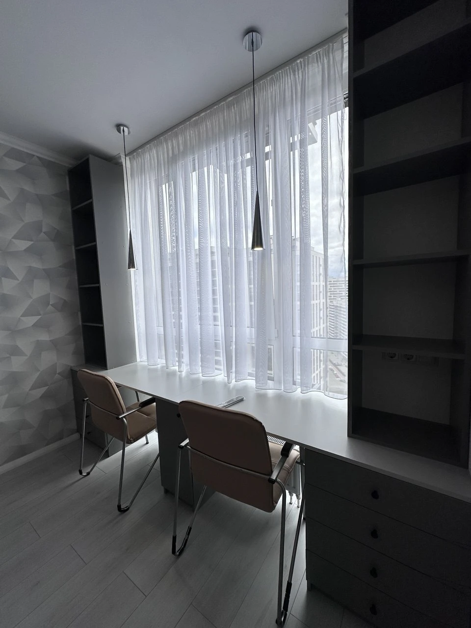 Аренда 2-комнатной квартиры 75.6 м², Александра Олеся ул., 1