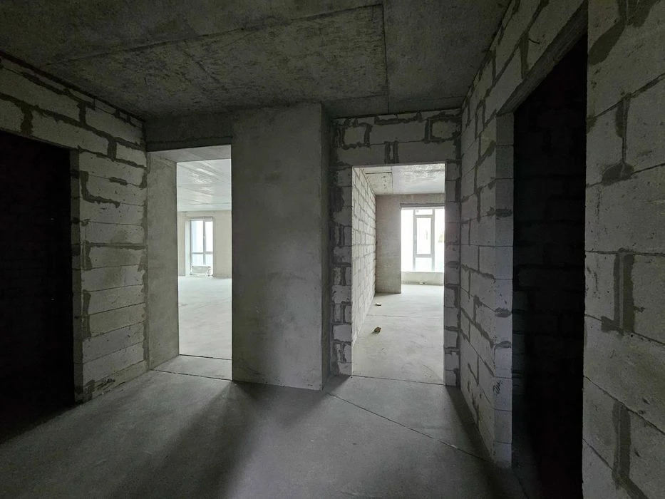 I am selling an apartment in the Zhukovsky residential complex with an area of 107 m², a new building.