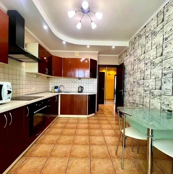 Аренда 1-комнатной квартиры 50 м², Васильковская ул., 18