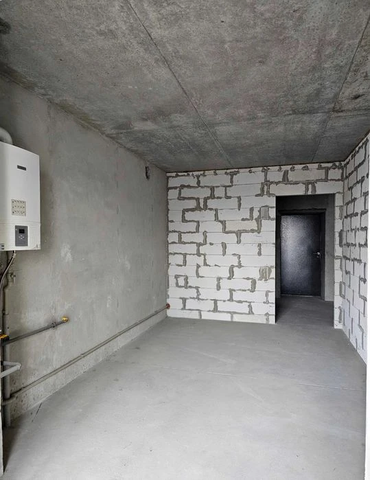 I am selling an apartment in the Zhukovsky residential complex with an area of 107 m², a new building.
