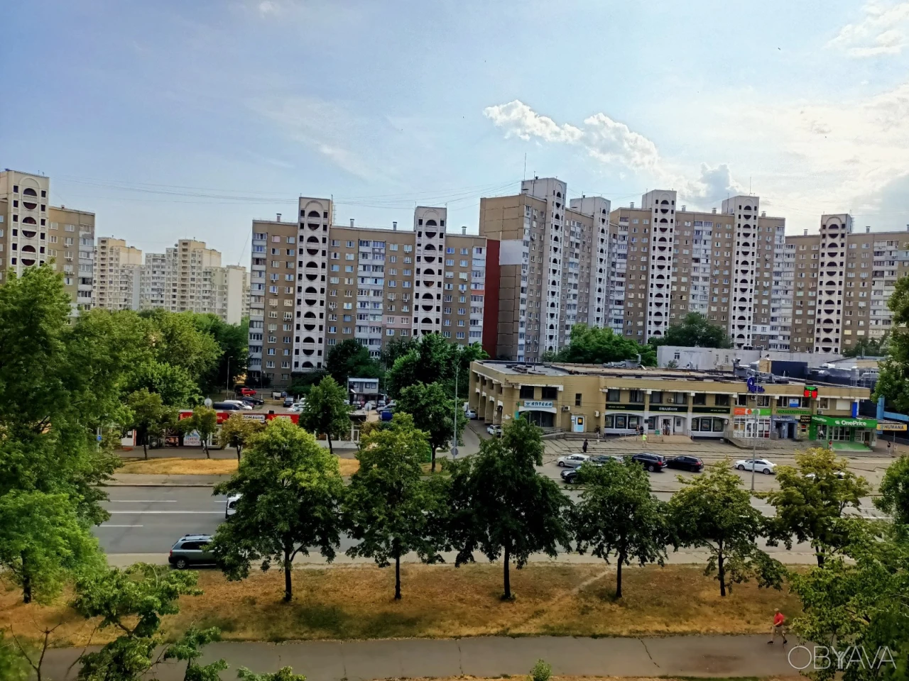 2-х кімн. кв. 52 м2, Харківське шосе 51, є газ