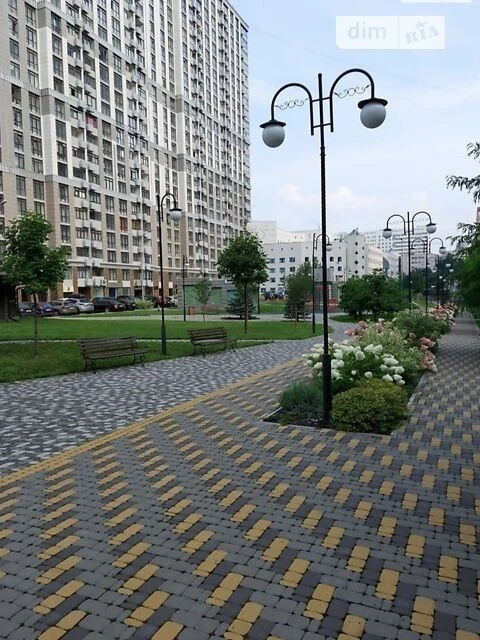 Довготривала оренда 2к квартири на вул. Кахи Бендукідзе 2 •