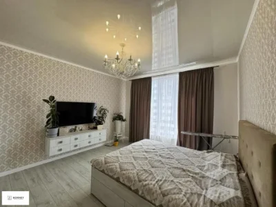 Продам 2-к квартиру‼️Средний этаж‼️ТОРГ • В обороте.