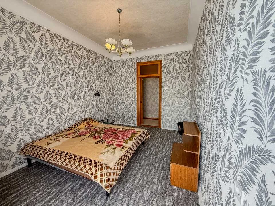 Квартира. Київ, Павла Загребельного вул. (Миколи Раєвського)