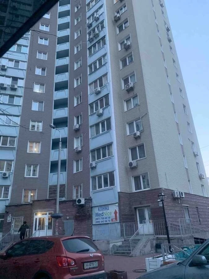 Аренда 2-комнатной квартиры 75 м², Европейская пл., Союзу, 1