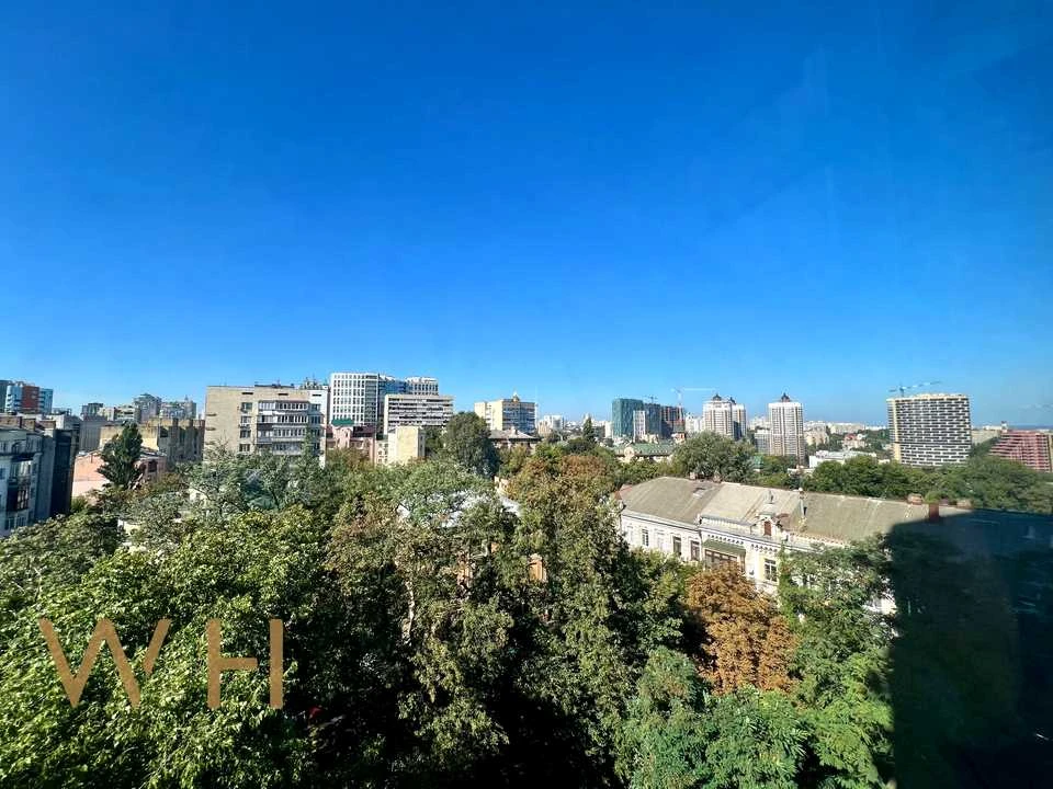Квартира. Київ, Кудрявський узвіз