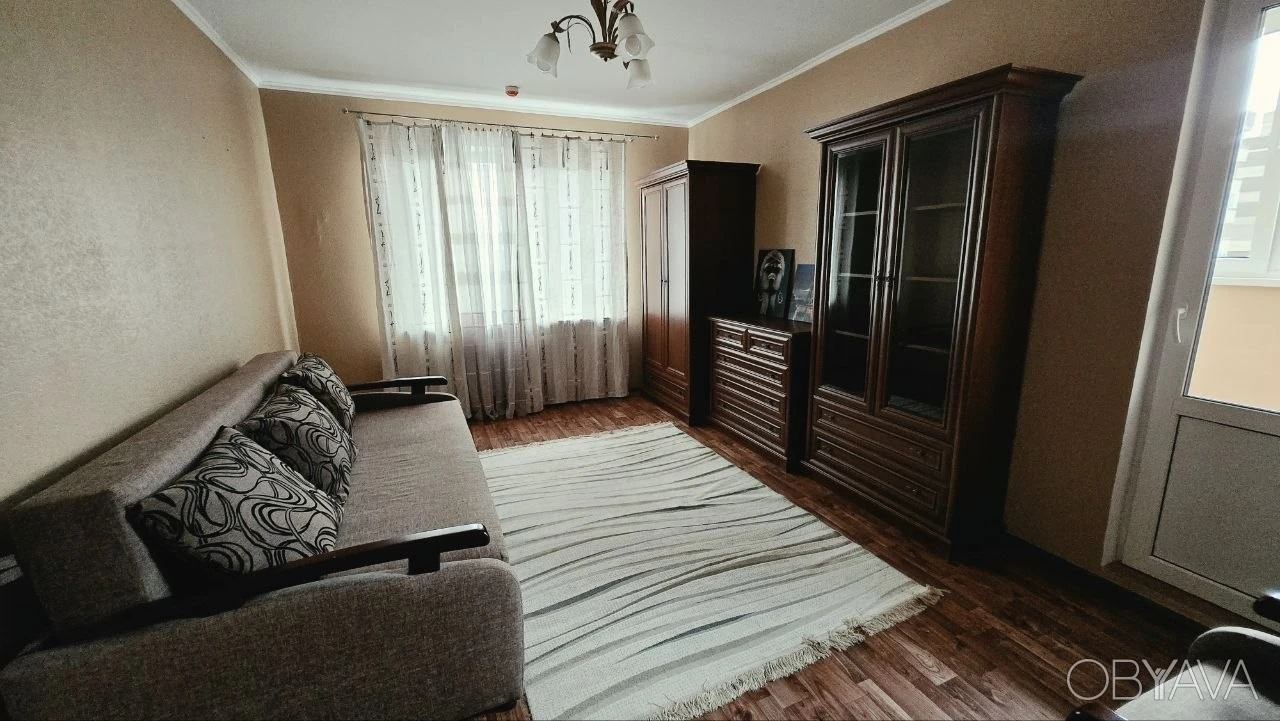 Без комісії! 2-кімнатна квартира 72 м²  Генератор  м. Позняк