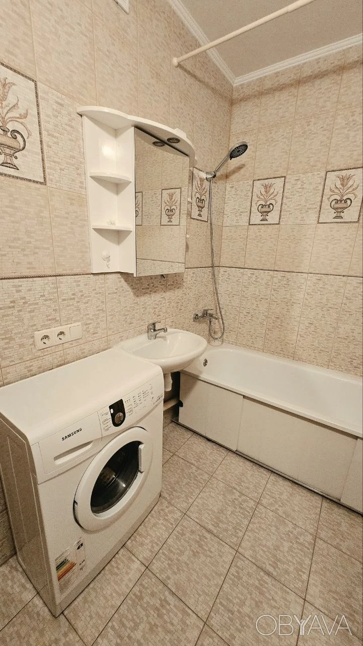 Без комісії! 2-кімнатна квартира 72 м²  Генератор  м. Позняк