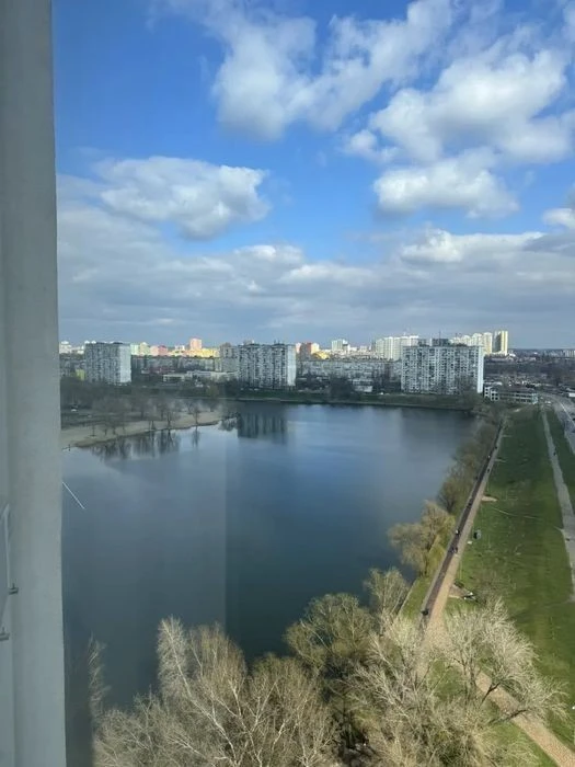 Здам в оренду 2 кім Березняки, вул Шумського, 5