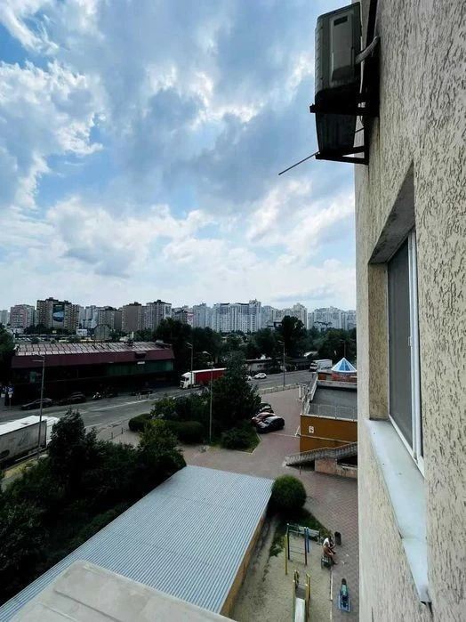 ПРОСТОРА 2К КВАРТИРА + ПАРКОМІСЦЕ! Є ГЕНЕРАТОР! ЖК Діадема С