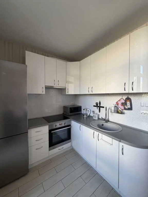 Аренда 1-комнатной квартиры 37 м², Радужная ул., 50