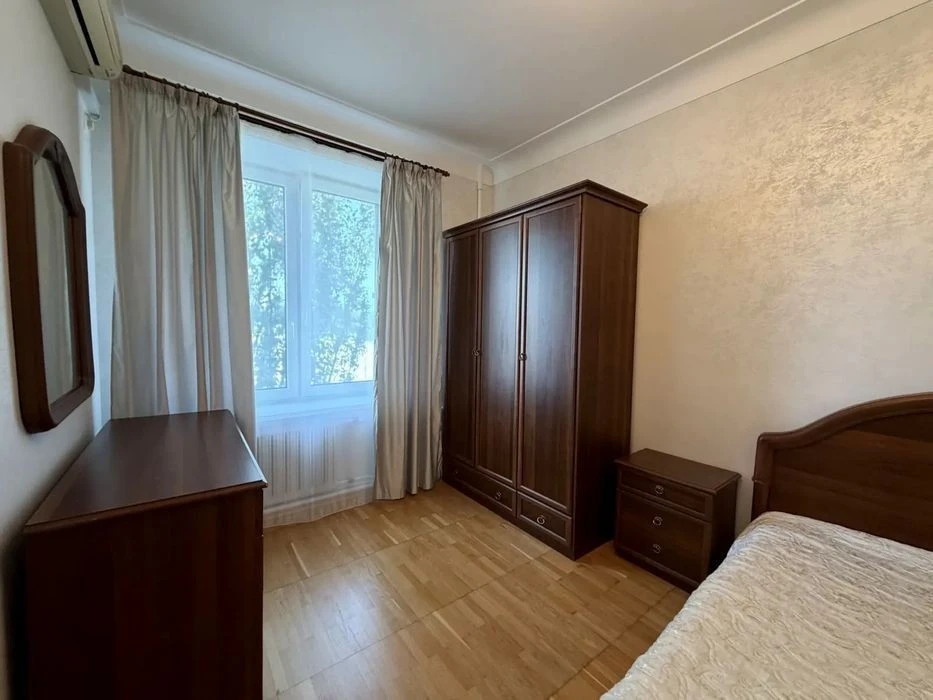 Довгострокова оренда квартири, вул. Івана Мазепи, м. Арсенал