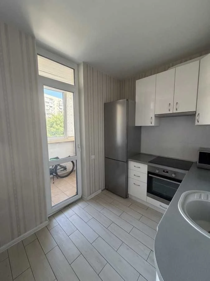 Аренда 1-комнатной квартиры 37 м², Радужная ул., 50