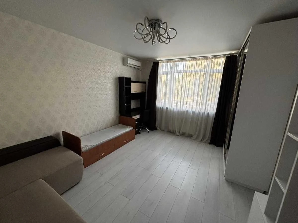 Аренда 1-комнатной квартиры 37 м², Радужная ул., 50