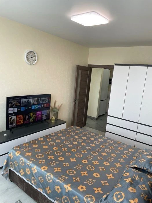 Оренда 1 однокімнатної квартири ЖК Варшавський Плюс