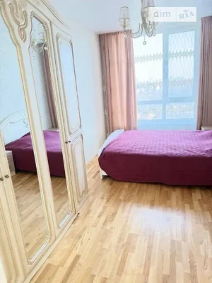Довготривала оренда 3к квартири на вул. Кадетський Гай 10 •