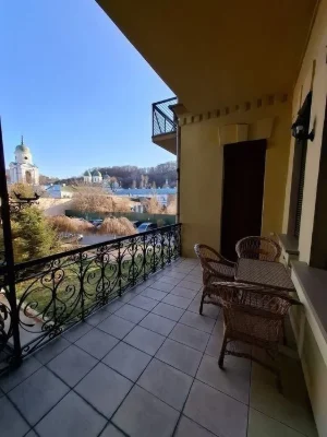 Оренда 3К Поділ Андріївська церква, Хорива 4, Видова, Власни