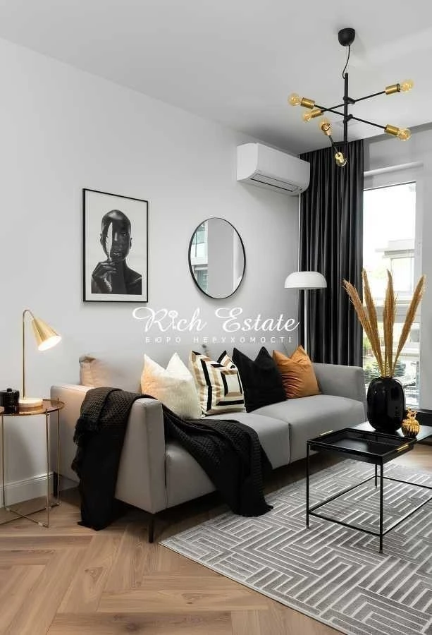 Аренда 1-комнатной квартиры 52 м², Владимира Антоновича ул.,