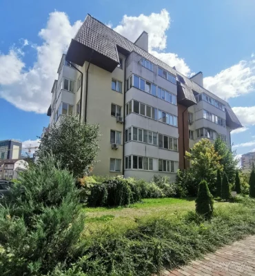 Степана Рудницького 6В