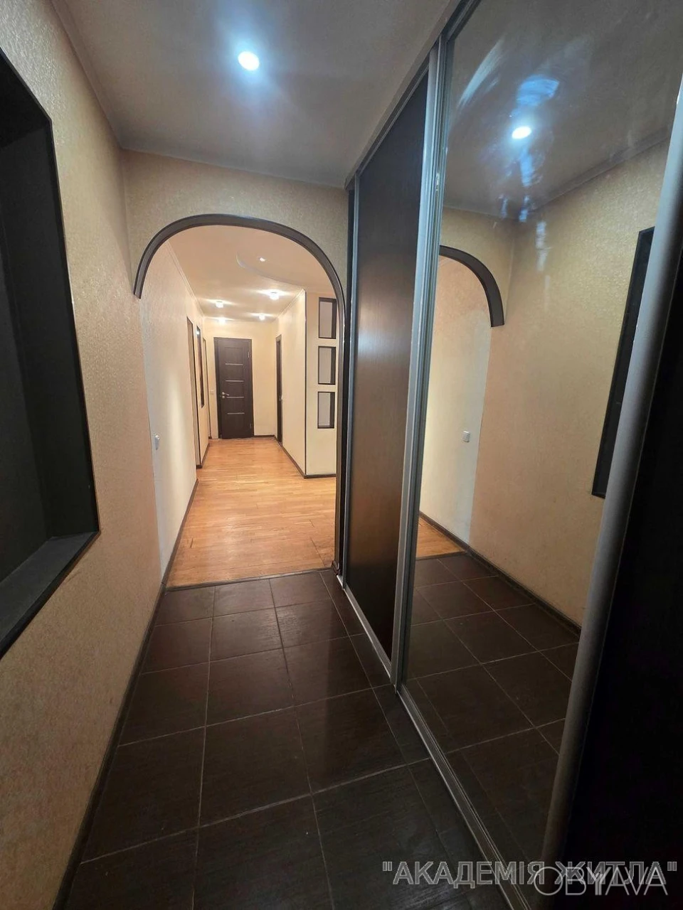 4-комнатная квартира, 90 м.кв.