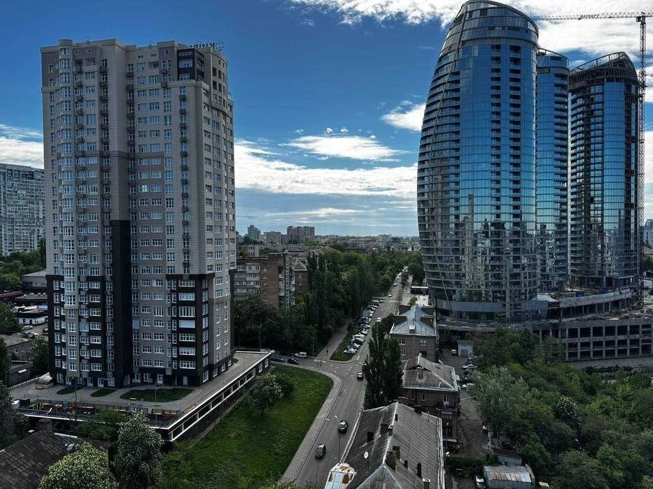 Здається в оренду квартира в ЖК Бульвар Фонтанів (з інвертор