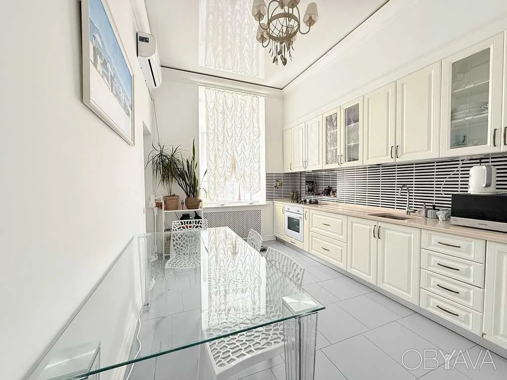 4-комнатная квартира, 142.00 кв.м