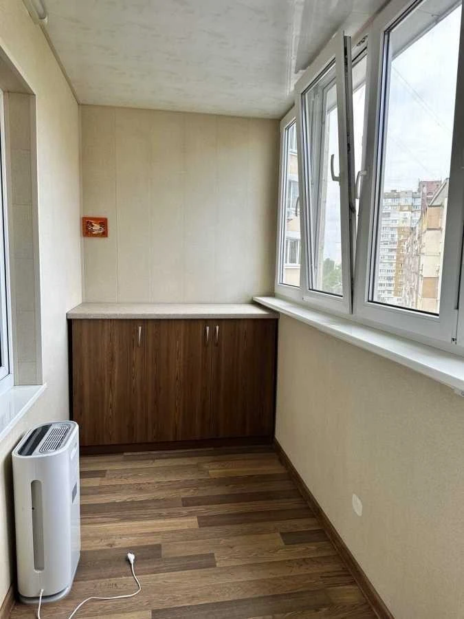 Аренда 3-комнатной квартиры 93 м², Василия Порика просп., 7Б