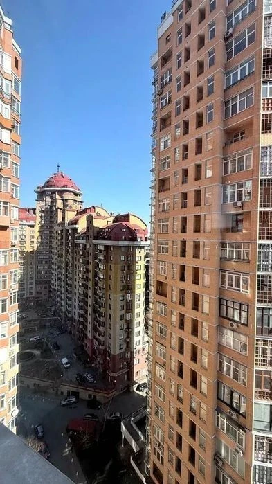 Оренда 2-кімнатної квартири на вул. Євгена Коновальця 32Г, П