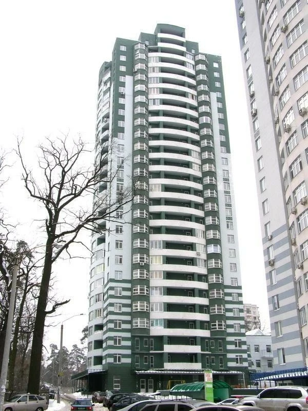 Аренда 3-комнатной квартиры 120.8 м², Львовская ул., 22