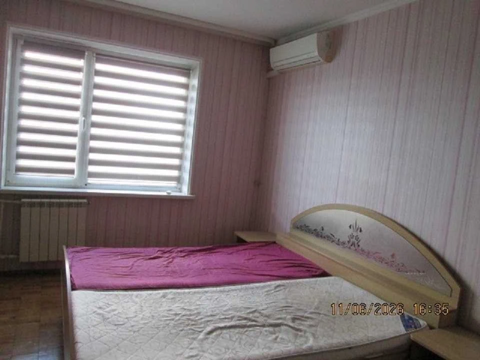Аренда 3-комнатной квартиры 74.5 м², Академика Глушкова прос