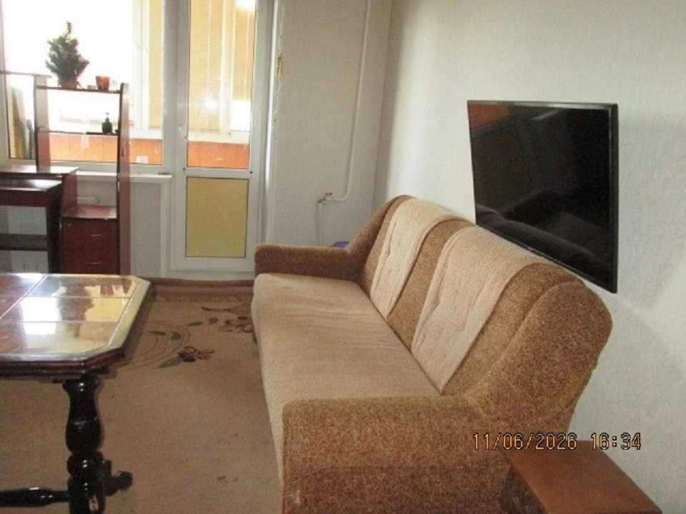 Аренда 3-комнатной квартиры 74.5 м², Академика Глушкова прос