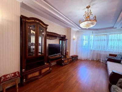 Квартира. Київ, Олександра Мишуги вул.