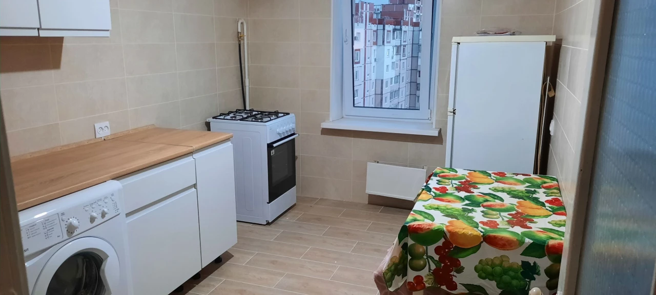 Сдам 1 комн. кв. с ГАЗОМ на Троещине по просп. Червоной Кали