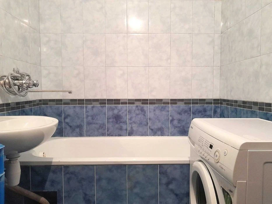 Оренда 2 кім. квартири вул, Анни Ахматової, 17 метро Позняки