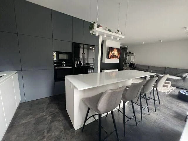 Продаж 3-кім.квартири 98.5 м² 7/10 проспект В.Чорновола 310.