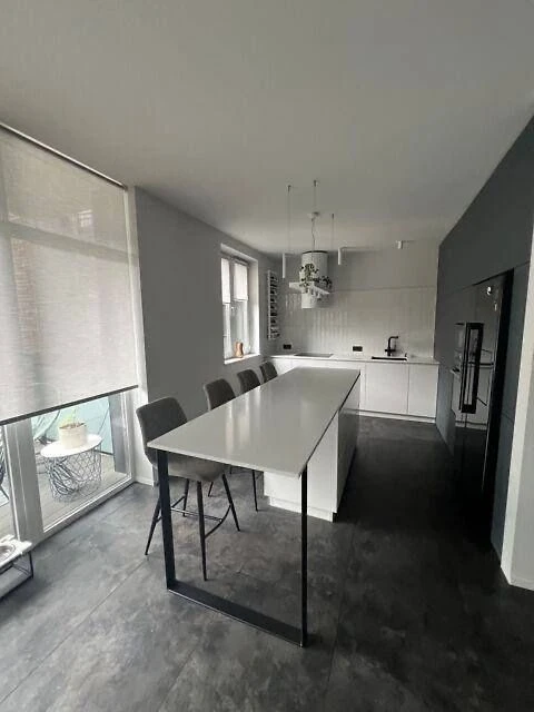 Продаж 3-кім.квартири 98.5 м² 7/10 проспект В.Чорновола 310.