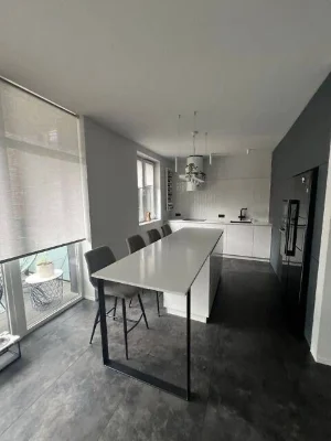 Продаж 3-кім.квартири 98.5 м² 7/10 проспект В.Чорновола 310.