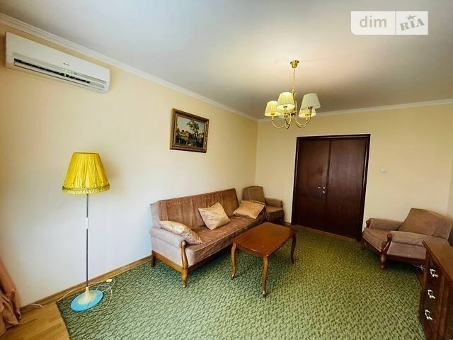 Довготривала оренда 2к квартири на вул. Героїв Дніпра 32Г •