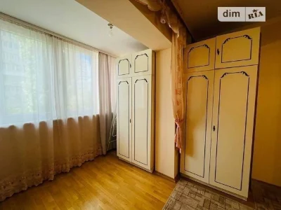 Довготривала оренда 2к квартири на вул. Героїв Дніпра 32Г •