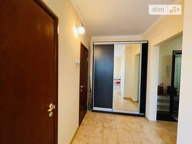 Довготривала оренда 2к квартири на вул. Героїв Дніпра 32Г •