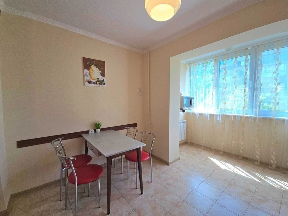 Оболонь. Здаю 2-кімн. затишну квартиру 60 м², 2 пов. 16-пов.
