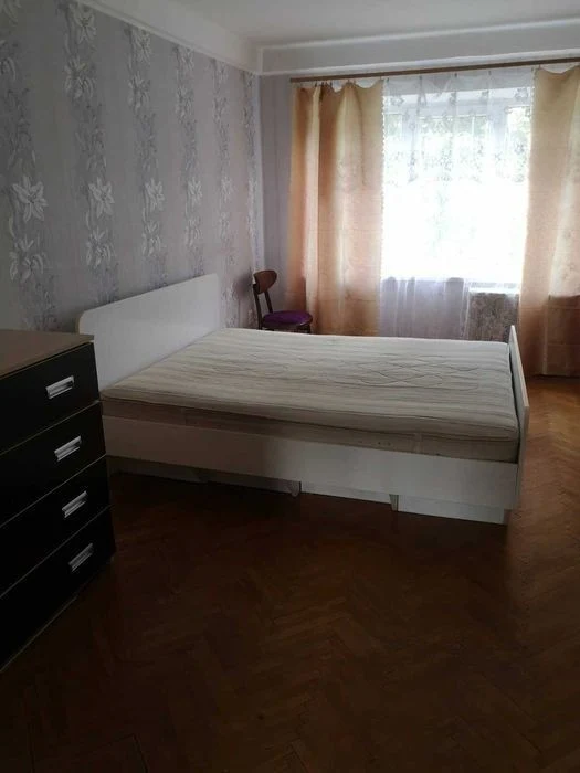 Сдается 2-ая квартира, Днепровский р-н, м. Дарница.
