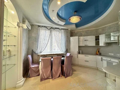 2-комнатная квартира, 76 м.кв.