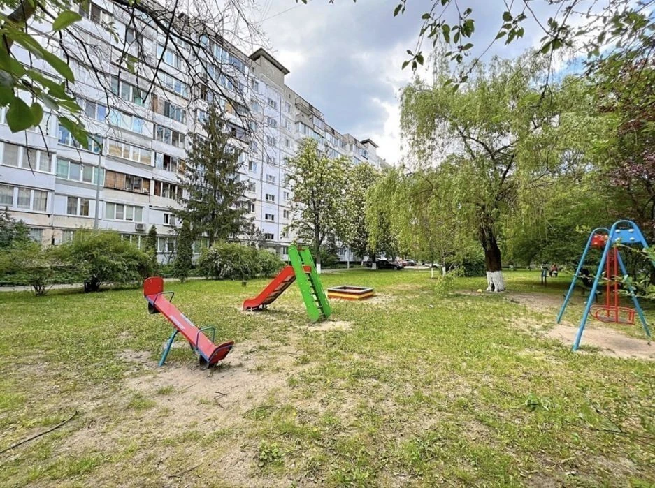 Аренда 2-х комн. квартиры Киев ул. Щербаковского 49 д Нивки