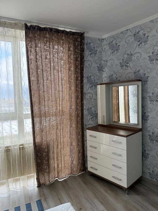 БЕЗ % СВОЯ 2 кім Ділова Тютюнника (Барбюса) Велика Васильків
