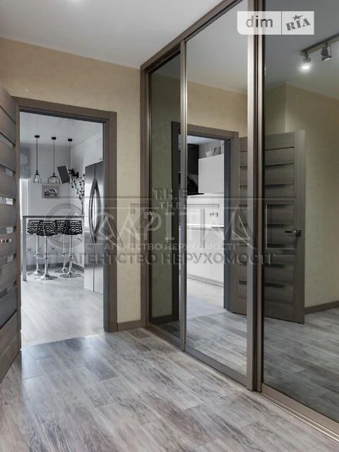 Продажа 3к квартиры 94 кв. м по ул. Урловская 20 • ID 347343